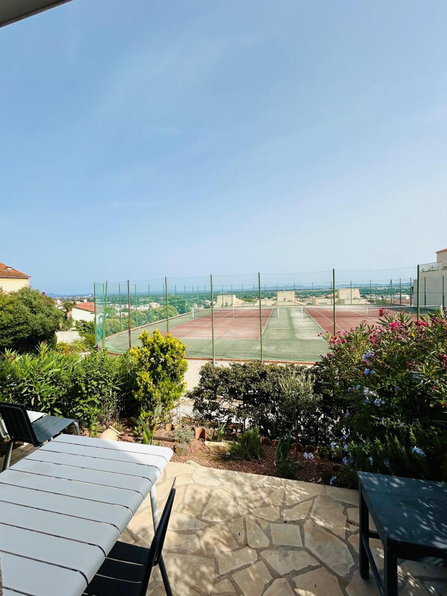 Le Soleil Bleu Hyerois Apartment Hyeres Ngoại thất bức ảnh